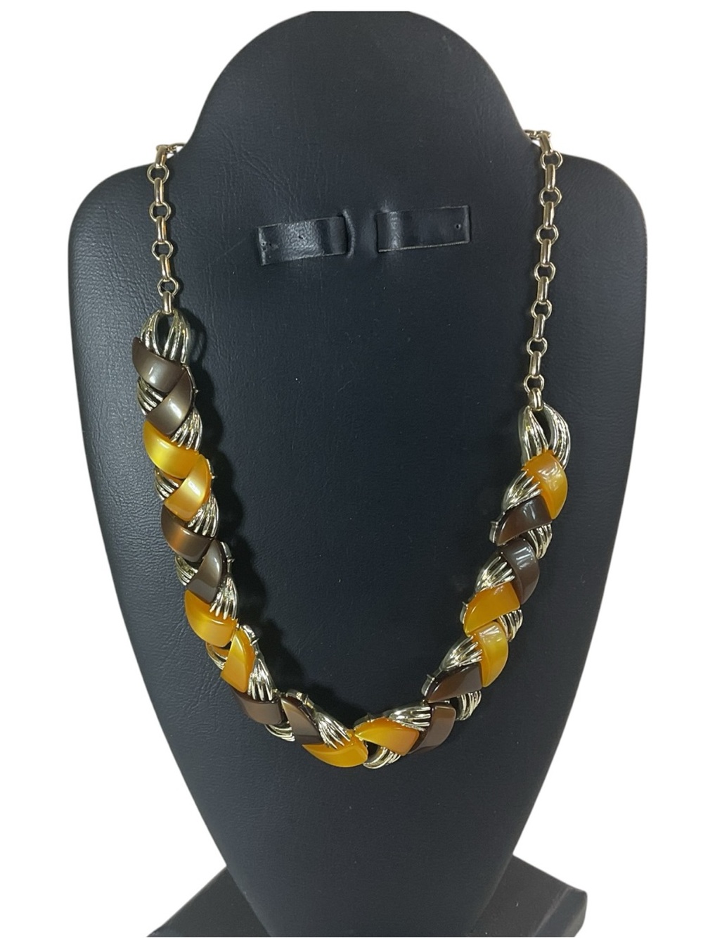 Vintage Coro Butterscotch & Brown Thermoset Lucite Twisted Link Princess Necklac